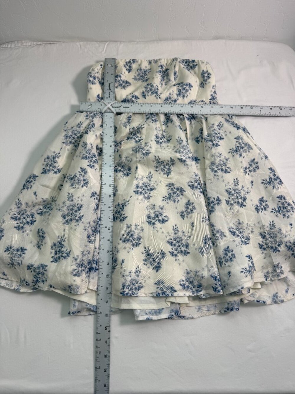 Selfie Leslie Strapless Babydoll Mini Dress Blue Floral XS NWT Cottagecore - Picture 2 of 13